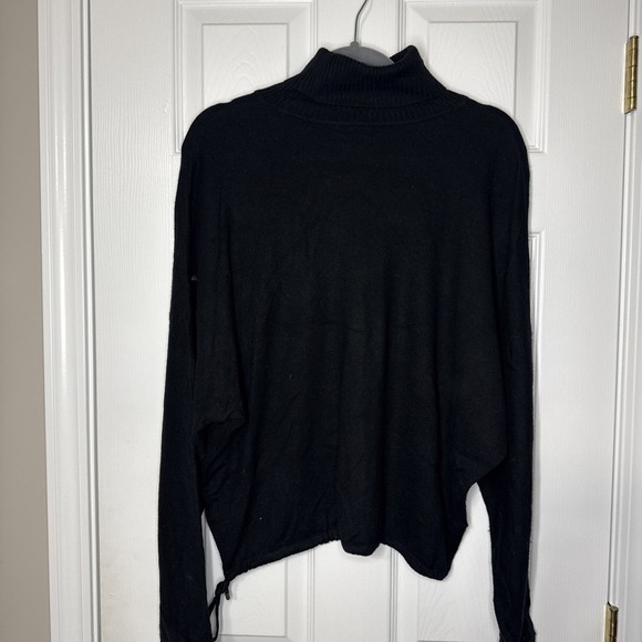 🖤 Lauren Ralph Lauren Black Turtleneck Sweater | Quiet Luxury Capsule Wardrobe - Picture 3 of 8